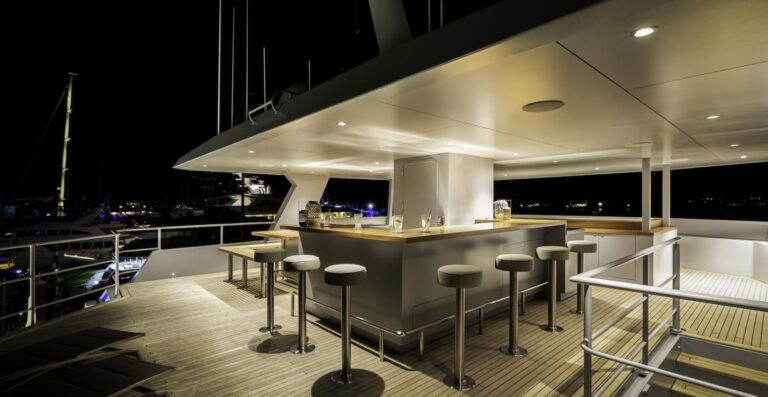 Top Deck