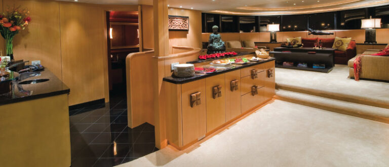 Triumphant Lady Yacht Main Saloon