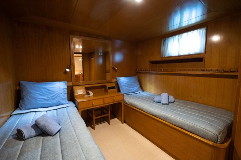 Twin Cabin 2