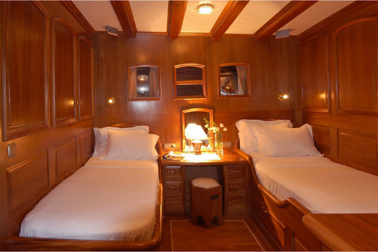 Twin Cabin
