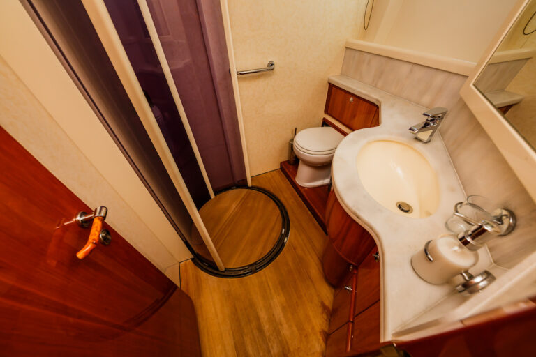 Twin Ensuite