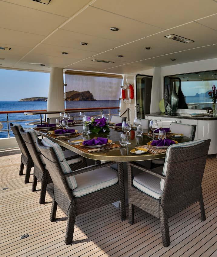 Upper Aft Deck Dining