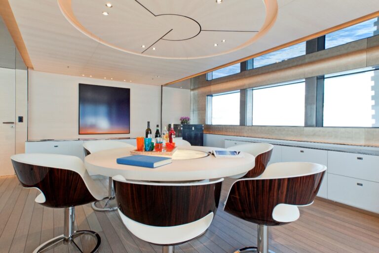 Upper Lounge