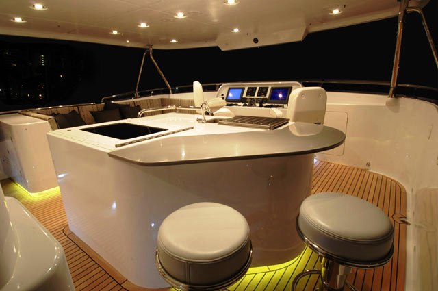 VIVIERAE yacht - exCaryAli -  Flybridge