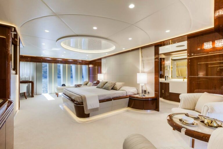 Vellmari Owner Stateroom - Copyright- Alberto Cocchi