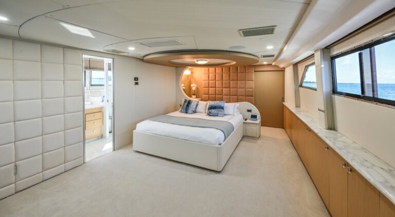 Vip Cabin