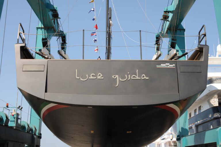 Vismara V80 Maxi Yacht Luce Guida aft