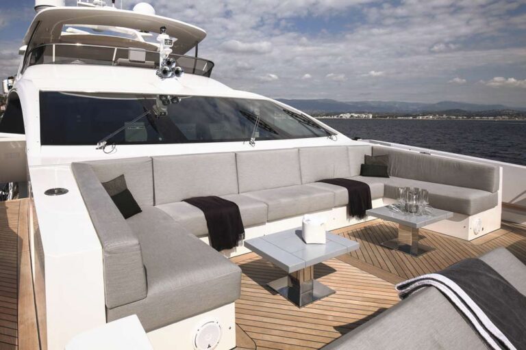 Vivace 125 Upper Deck