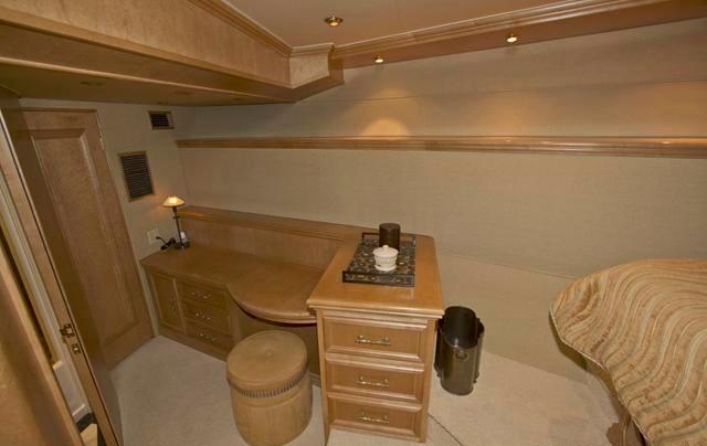 WON BUY LAND - VIP Forward Vanity