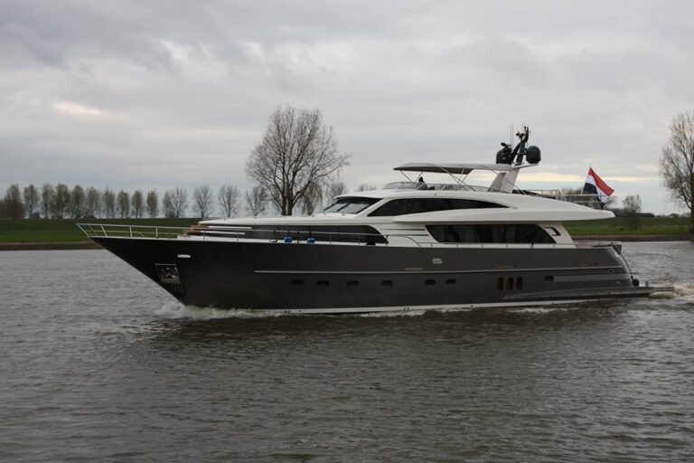 Wim van der Valk Continental III 26.00 Yacht undergoing sea trials