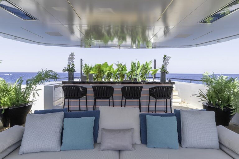 Sun Deck Bar