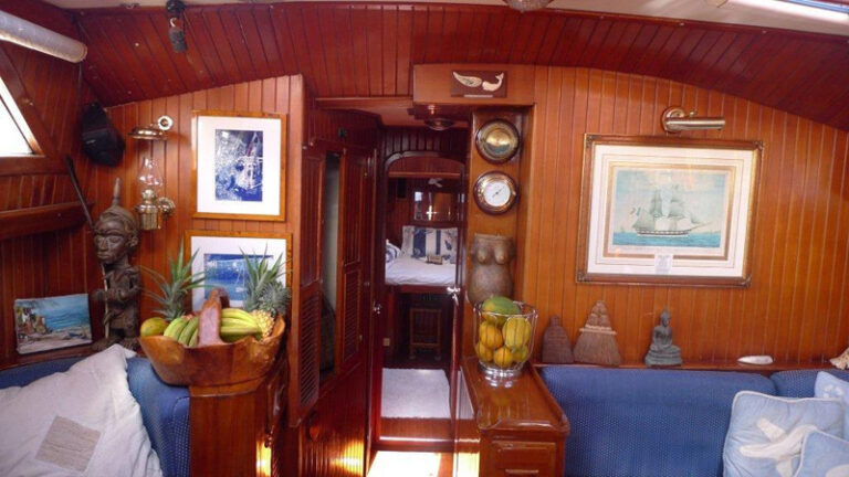 Main salon view forward