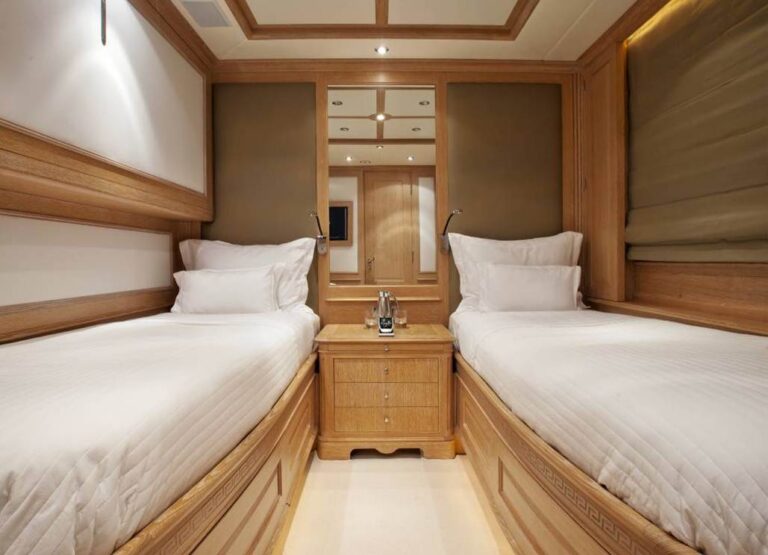 Yacht AFRICAN QUEEN -  Twin Cabin