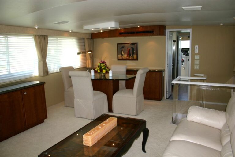 Yacht BELLA SOPHIA - Main Salon