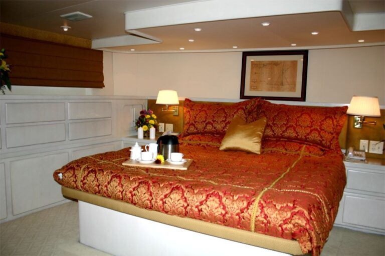 Yacht BELLA SOPHIA - Master Cabin