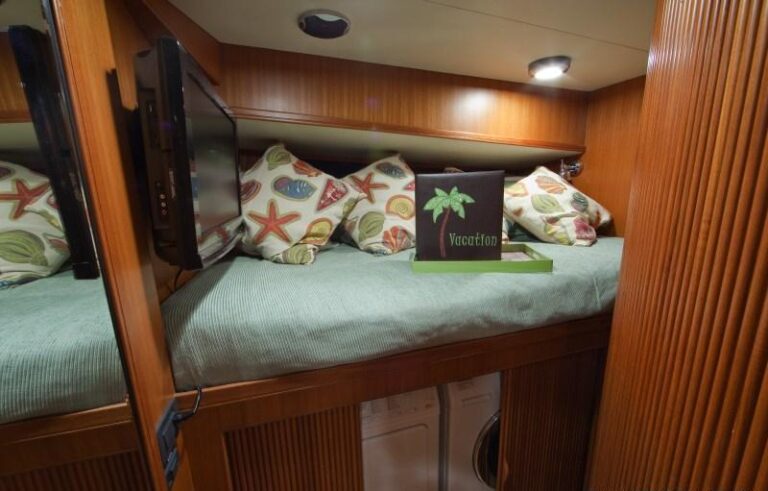 Yacht BLUE HERON - Nanny Nook