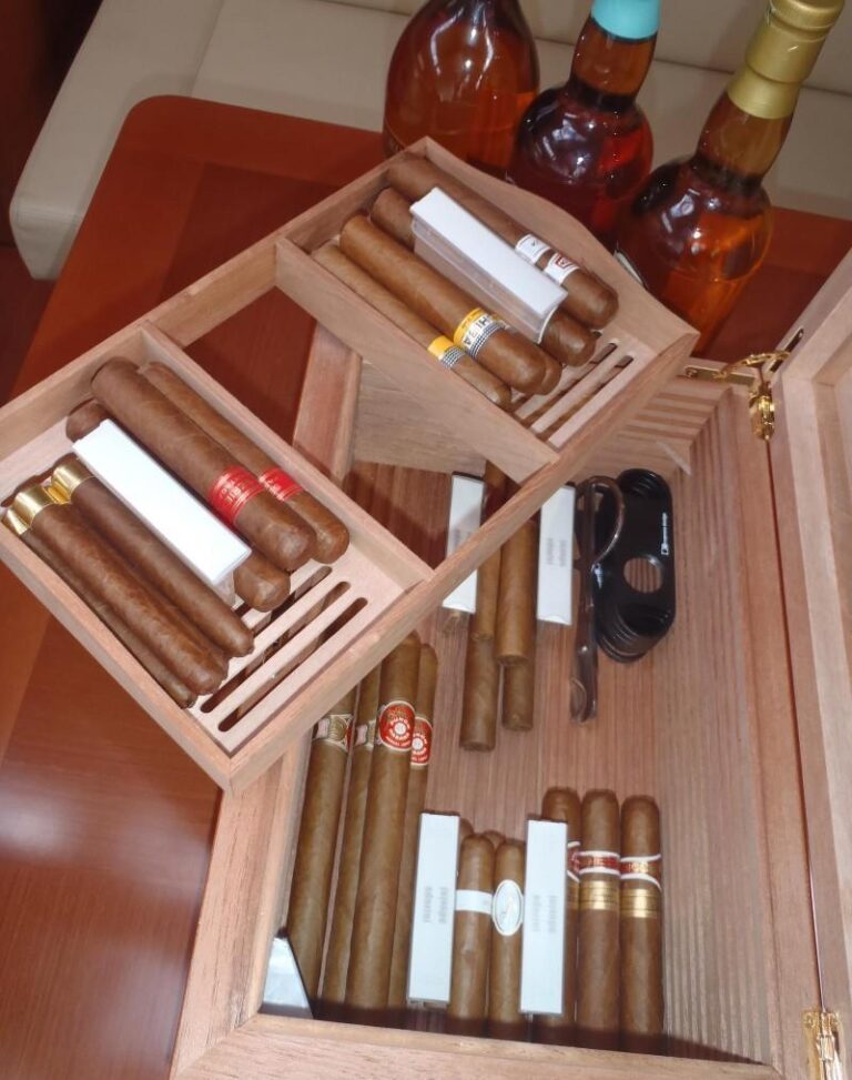 Yacht BLUE PASSION - Specialty Wines and Cigars
