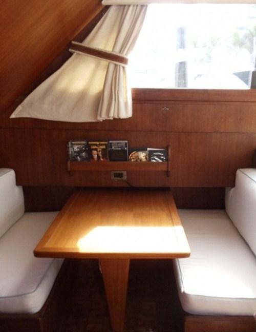 Yacht BLUES CURE -  Salon Dining