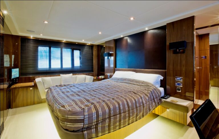 Yacht CARTE BLANCHE III - Master Cabin