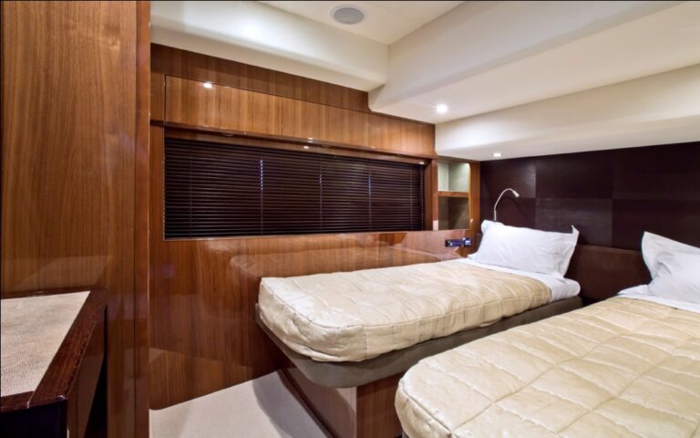 Yacht CARTE BLANCHE III - Twin Cabin