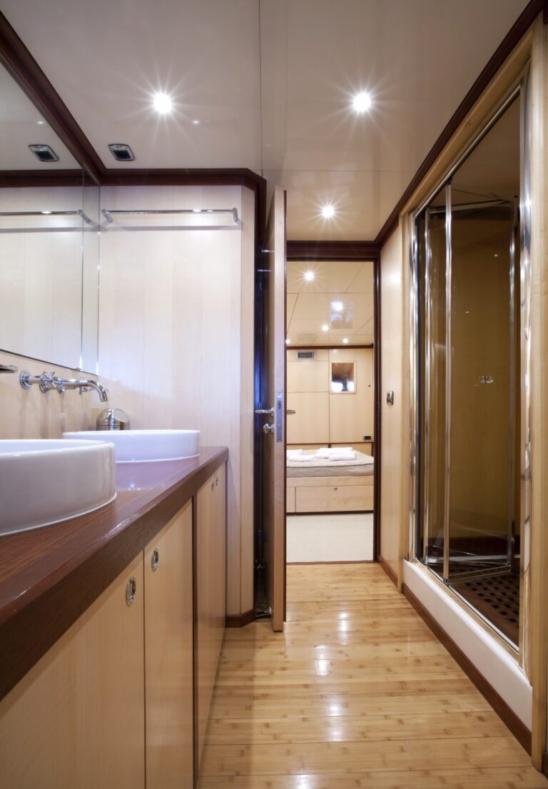 Yacht CLARA ONE - VIP Ensuite