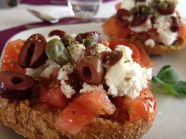 Yacht DILIAS - Delicious Greek food