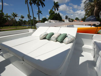 Yacht GOLDEN RULE - Flybridge Sunpads