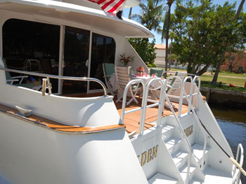 Yacht GOLDEN RULE - Swim Platform