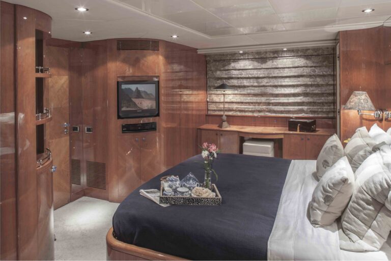 Yacht GRAND BAROSSA - Master Cabin