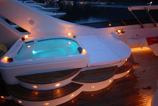 Yacht HULYA - Spa Pool