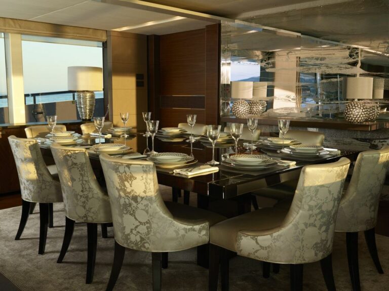 Yacht IMPERIAL PRINCESS - Formal Dining