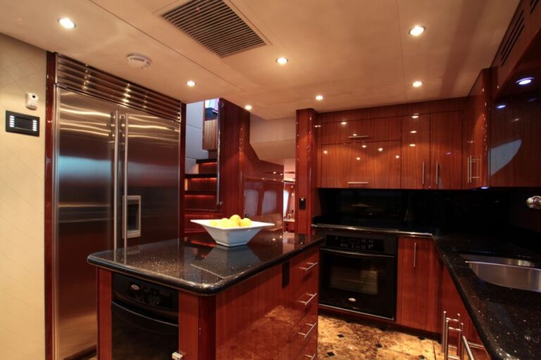 Yacht ISLAND COWBOY -  Galley