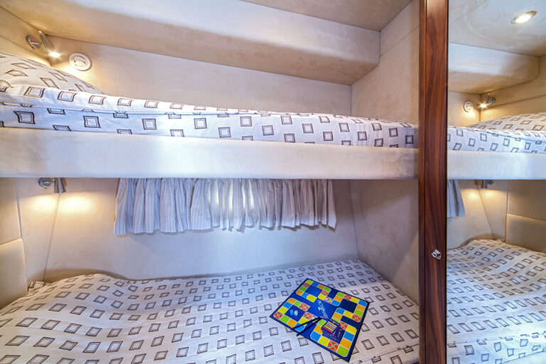 Twin Cabin
