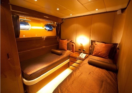 Yacht KENAYL - Twin Cabin
