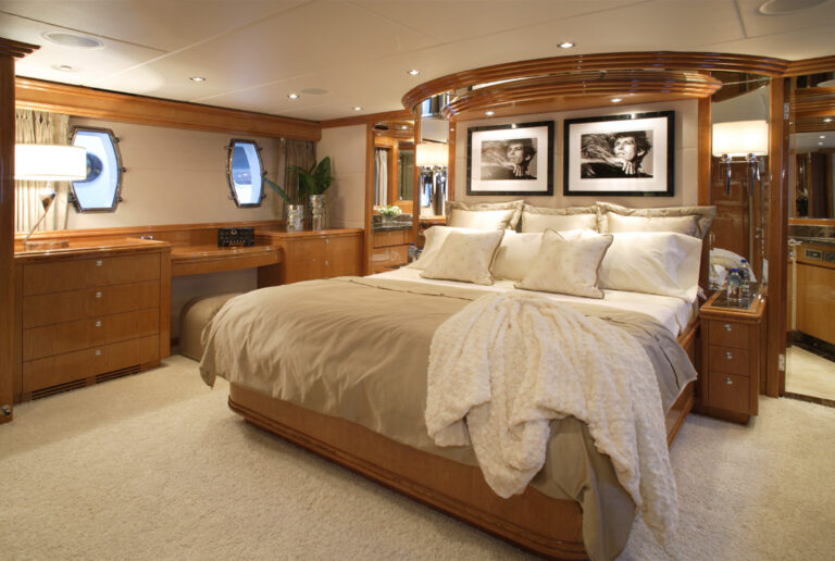 Yacht LA DOLCE VITA - Master Cabin