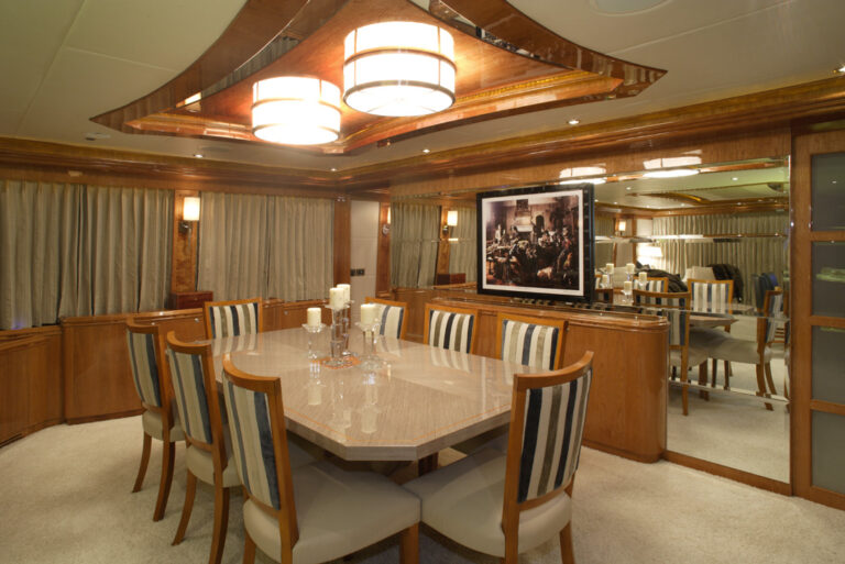 Yacht LA DOLCE VITA - Salon Dining