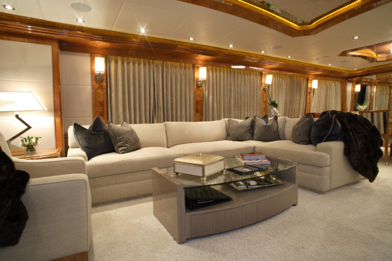Yacht LA DOLCE VITA - Salon Seating