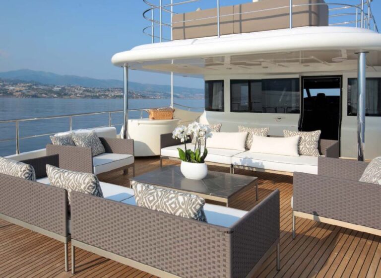 Yacht LADY SOUL - Upper Aft Deck 2