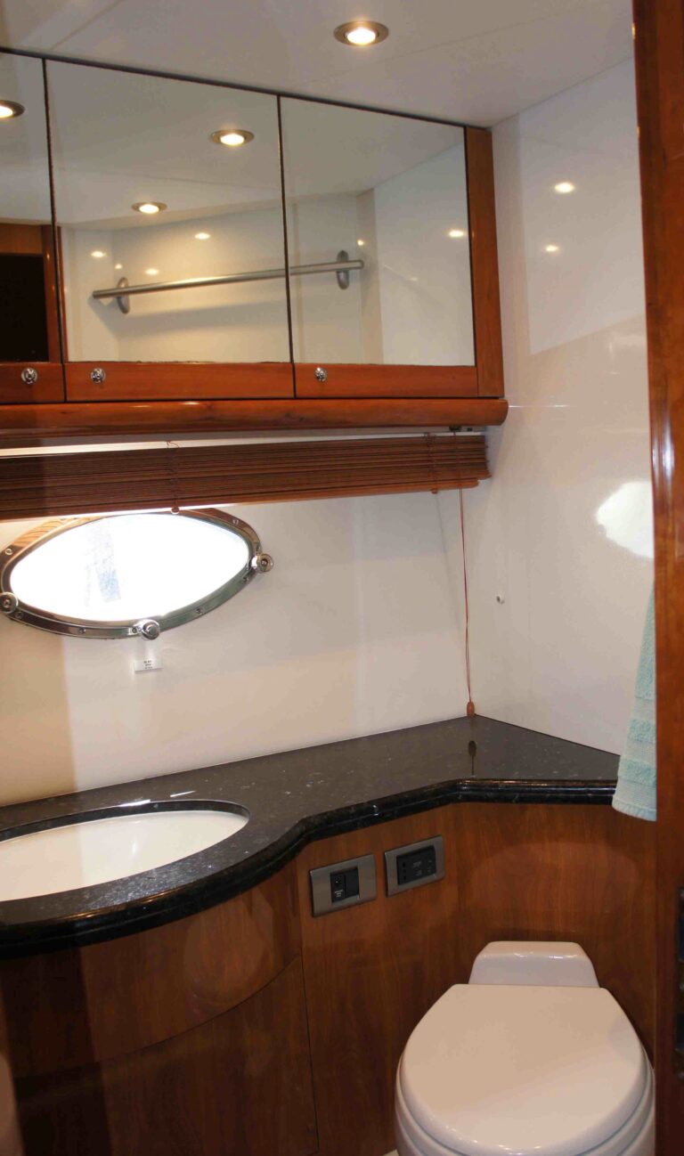 Yacht LARA SOFIA - Guest Ensuite
