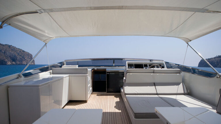 Yacht LAS BRISAS - Flybridge