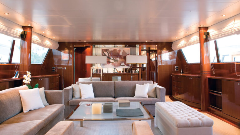 Yacht LAS BRISAS - Main Salon