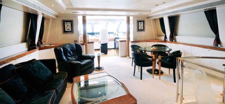 Yacht OBSESSIONS - Main Salon