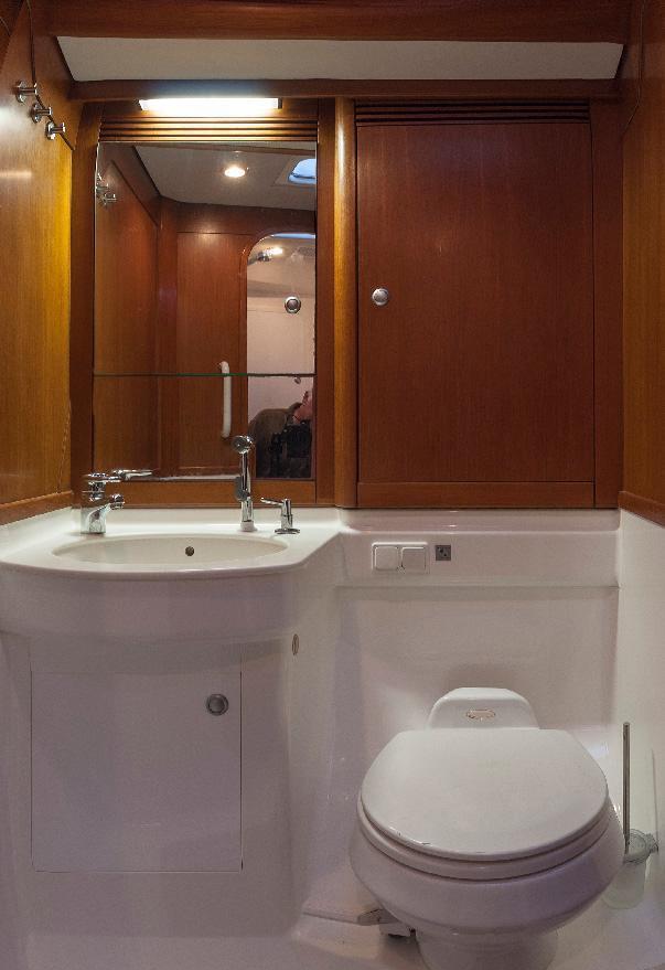 Yacht OLIVIA LEE - Guest Ensuite