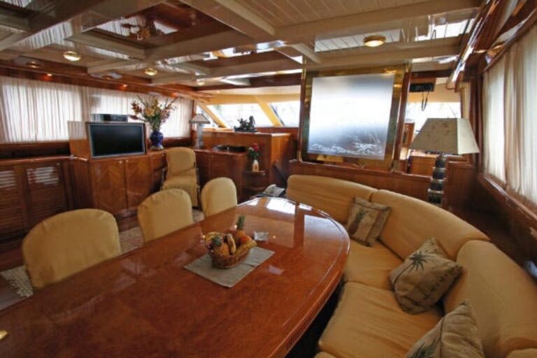 Yacht QUEEN SOUTH III - Salon