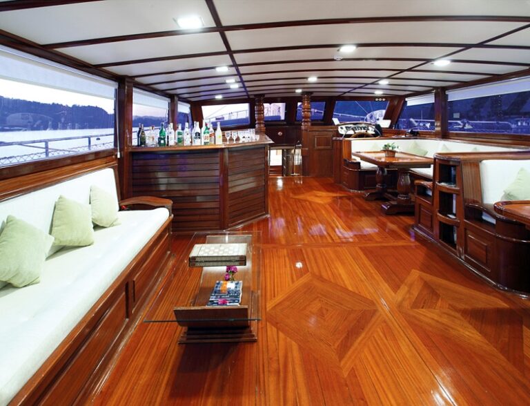 Yacht SARAYLI I - Salon