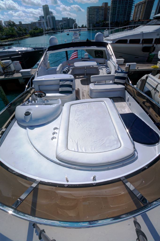 Yacht SAYANORA - Flybridge 2