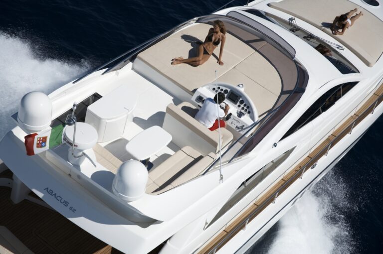 Yacht SUSY - 004