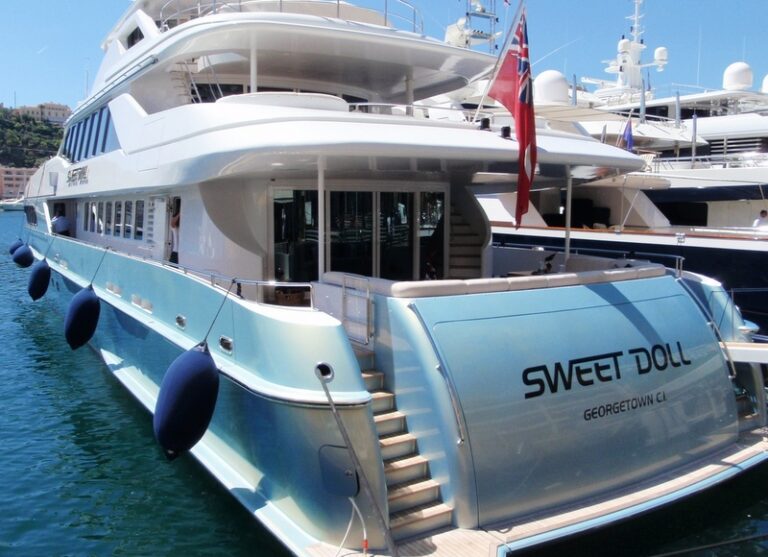 Heesen Yachts