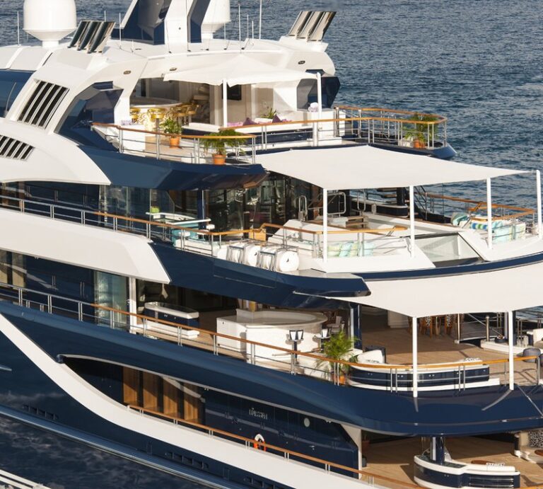 Yacht Solandge - Aft