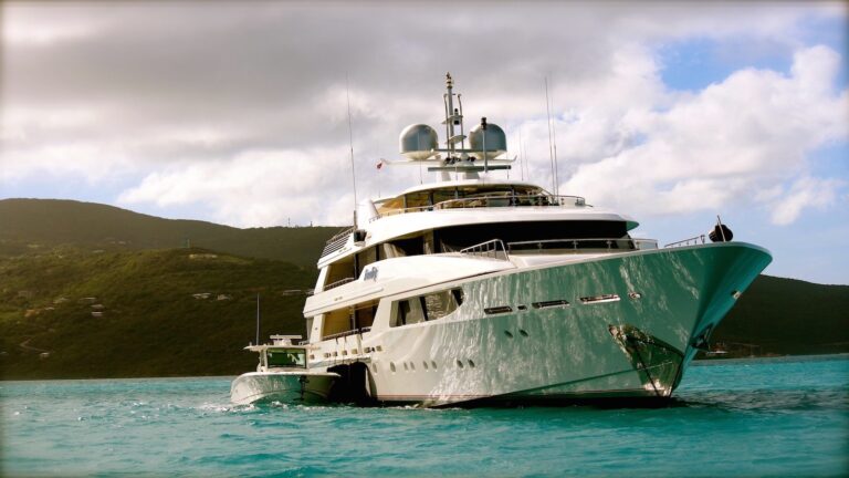 Yacht Trending By Westport - Anchored